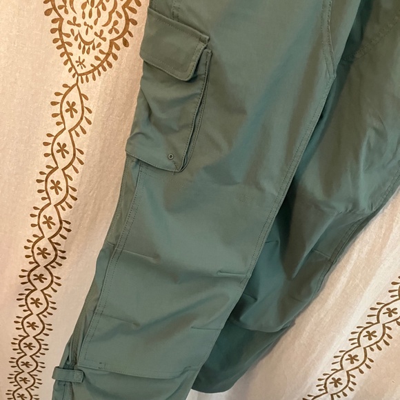 NWT! Duluth Trading Women's S X 29 Heirloom Gardening Bib Overalls FIR Green - Picture 6 of 8